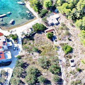 6 Bedroom Beachfront Villa with Heated Pool near Vela Luka on Korcula Island, Sleep 12